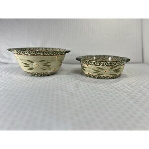 Temp-tations Ovenware Old World Green 1.5 & 1 Quart Casserole Dishes Lot of 2